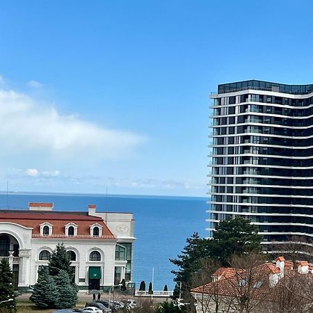 Спальня-Студия С Видом На Море И Парк 敖德萨 外观 照片